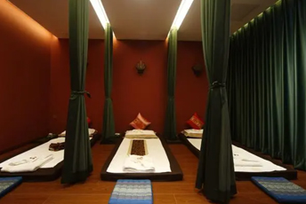 南通泰式按摩的被动瑜伽：当身体被折叠成诗